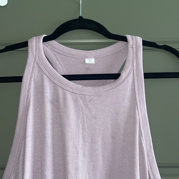 Old Navy Active Razorback Tank - Picture 3 of 6